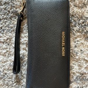 Michael Kors Continental wallet large